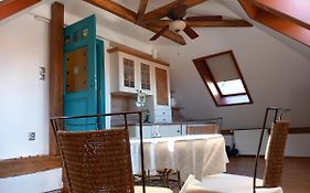 Roof Apartment Ztracena